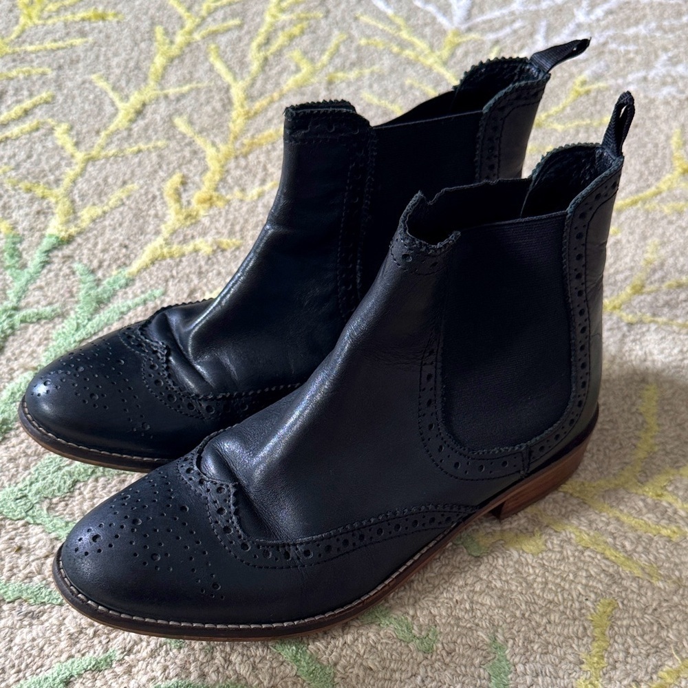 Dune London brogue black leather pull on Chelsea boot 40